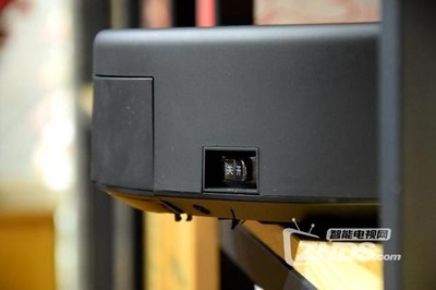 全新激光探测技术智能扫地机器人 inxni以内X332深度评测与废物储存产品分析